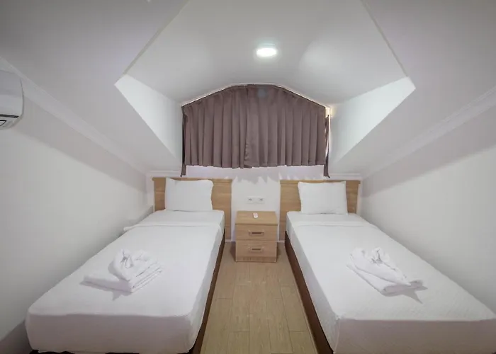 Prestij Amintas 4+1 Villa, Oezel Havuzlu, *