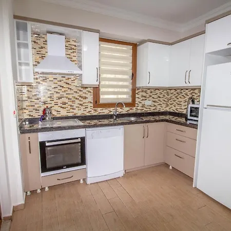 Prestij Amintas 4+1 Villa, Oezel Havuzlu, * فتحية