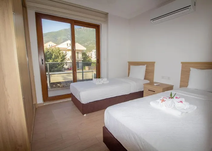 Prestij Amintas 4+1 Villa, Oezel Havuzlu, *