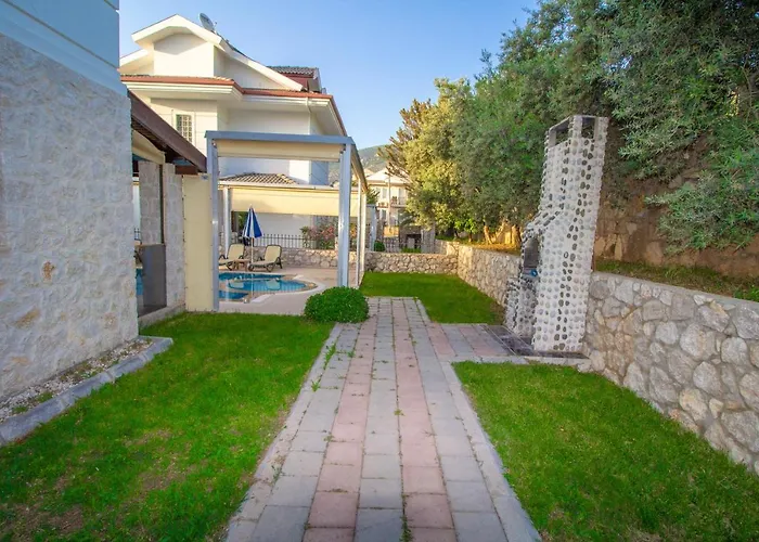 Prestij Amintas 4+1 Villa, Oezel Havuzlu, * فتحية