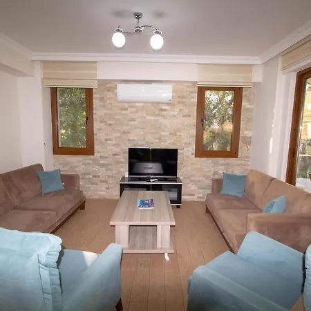 Prestij Amintas 4+1 Villa, Oezel Havuzlu, Willa *